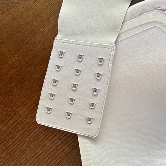 Bra - Picture 4 of 5